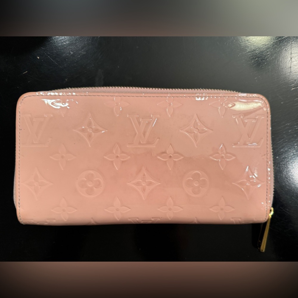 Louis Vuitton Vernis Zippy Wallet Rose Velours